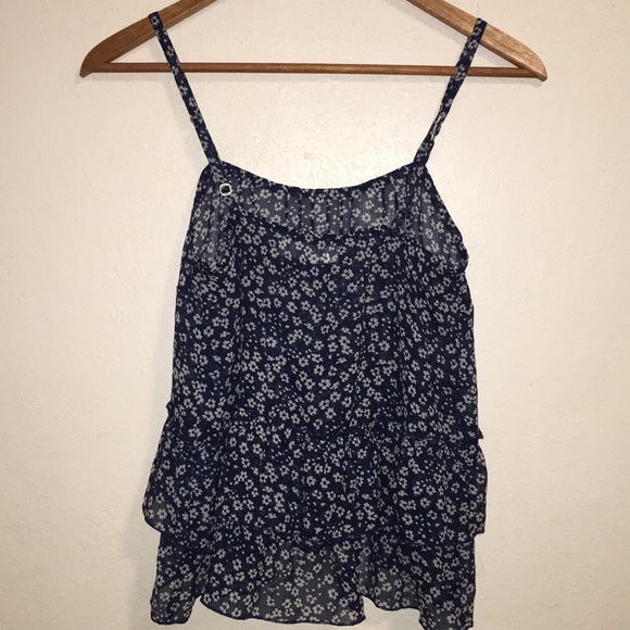 3/$15 Abercrombie floral tank - Picture 2 of 4